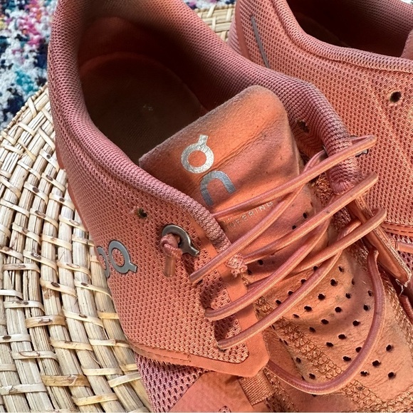 On Running Cloud X Sneaker Orange Womens Size 8 - Picture 3 of 11